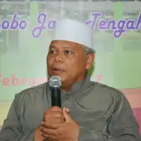 KH. Nur Hidayatulloh - Kutipan ketiga